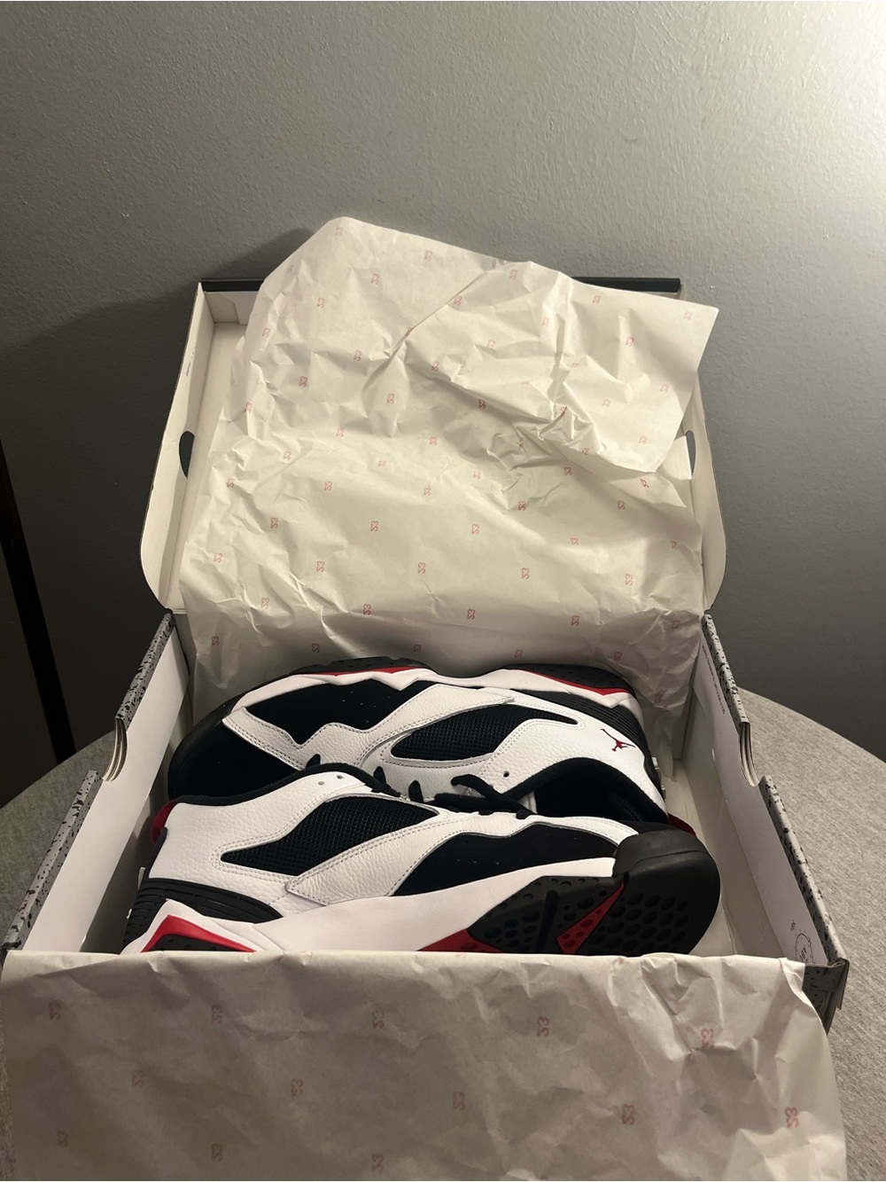 Nike Air Jordan MVP 92 White Black Gym Red Sneakers Men's Size 10 HQ3950-103 - Picture 12 of 12